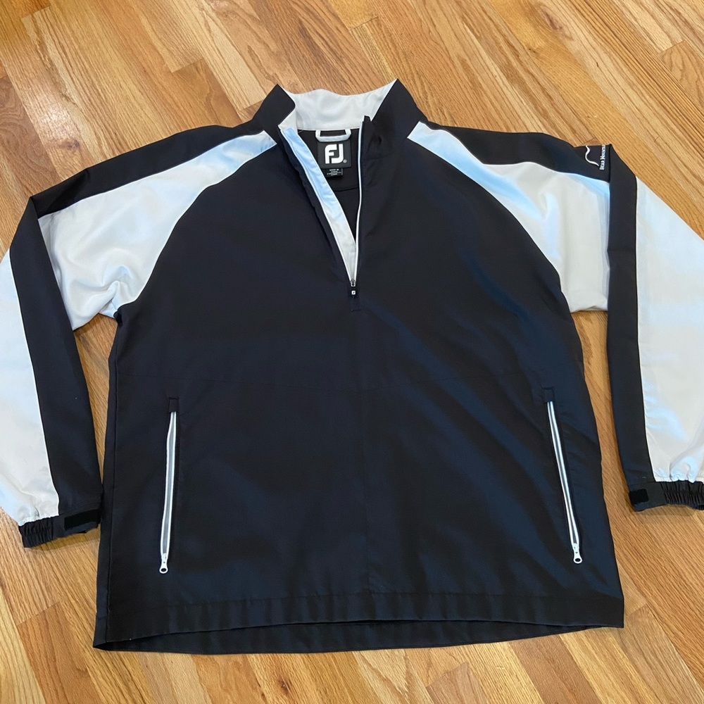 Foot joy jacket half zip XL long sleeve nylon custom logo on arm